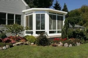 outside screen in